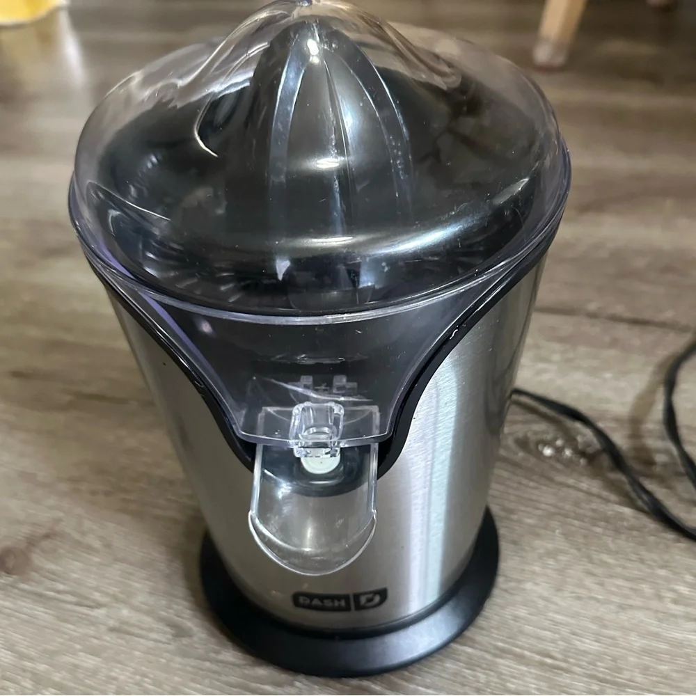 Ash Stainless Steel Electric Citrus Juicer in Silver and Clear